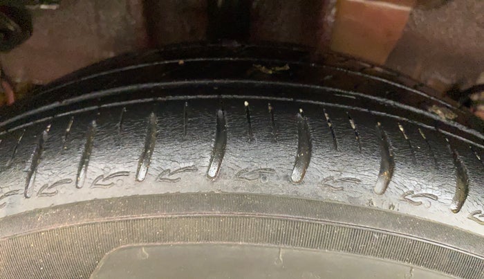 2019 Tata Tiago XZ PLUS DUAL TONE PETROL, Petrol, Manual, 89,104 km, Right Rear Tyre Tread