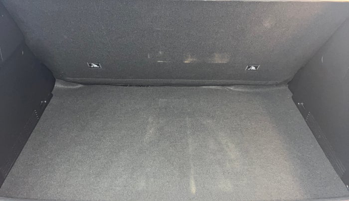 2023 Hyundai NEW I20 ASTA (O) 1.2 MT, Petrol, Manual, 12,474 km, Boot Inside