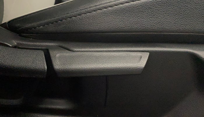 2023 Hyundai NEW I20 ASTA (O) 1.2 MT, Petrol, Manual, 12,474 km, Driver Side Adjustment Panel