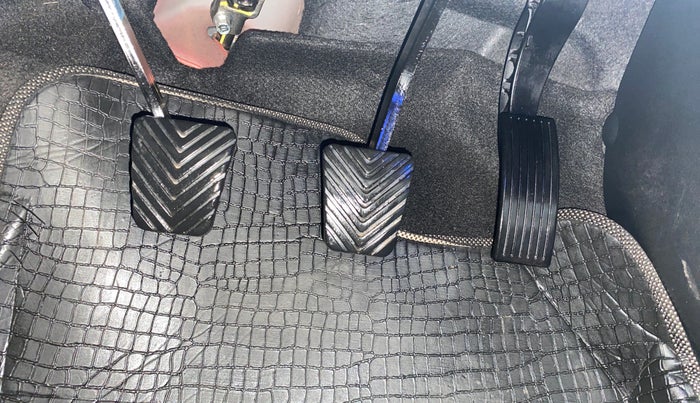 2023 Hyundai NEW I20 ASTA (O) 1.2 MT, Petrol, Manual, 12,474 km, Pedals