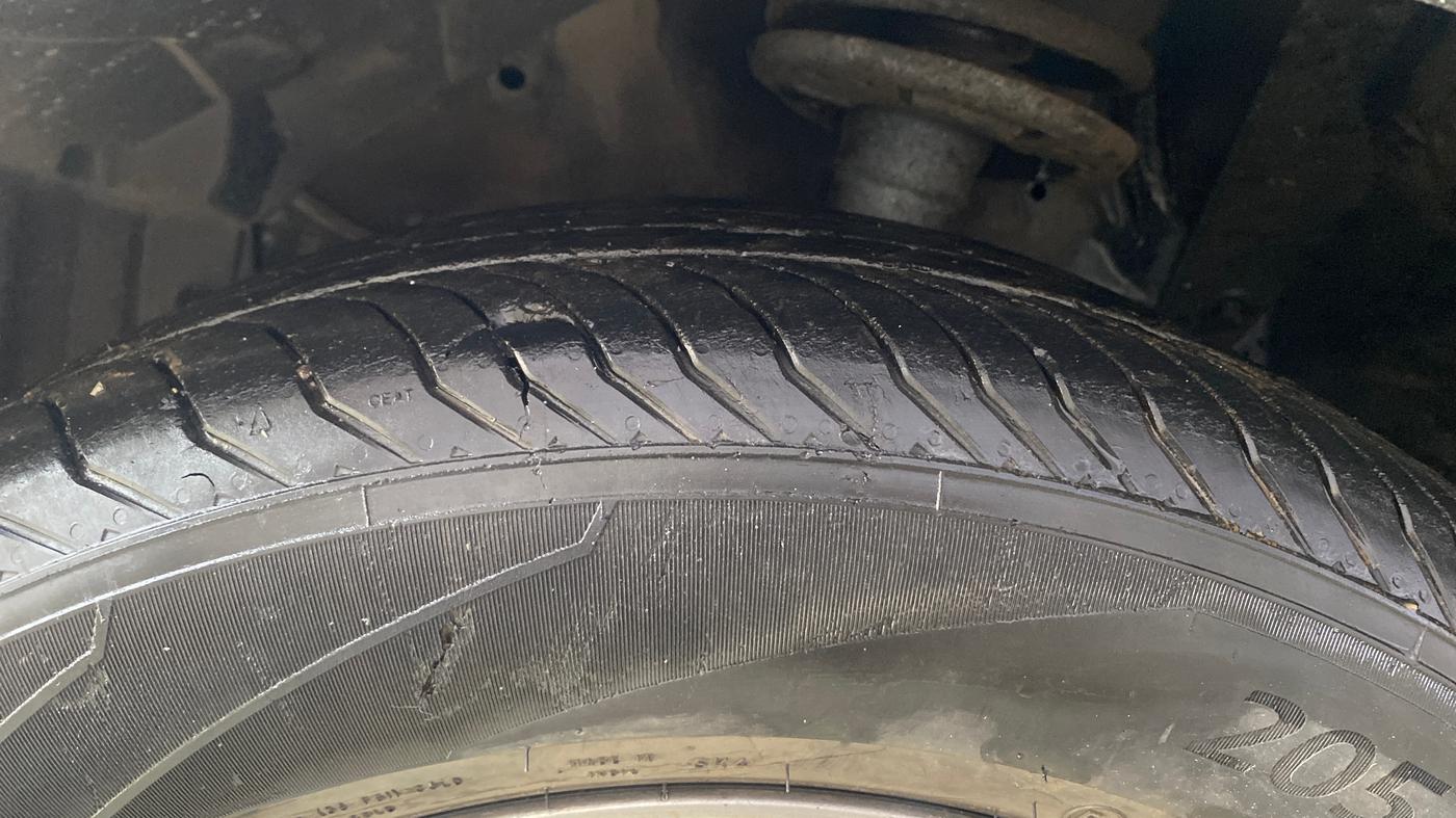 2017 Maruti S Cross ALPHA 1.3, Diesel, Manual, 86,522 km, Left Front Tyre Tread