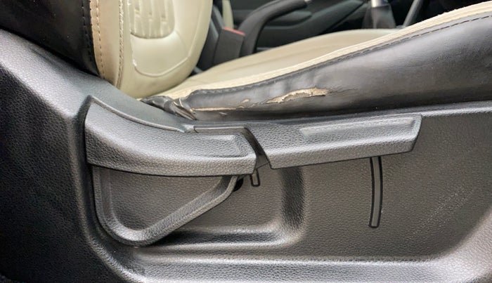 2019 KIA SELTOS HTK 1.5 PETROL, Petrol, Manual, 76,394 km, Driver Side Adjustment Panel