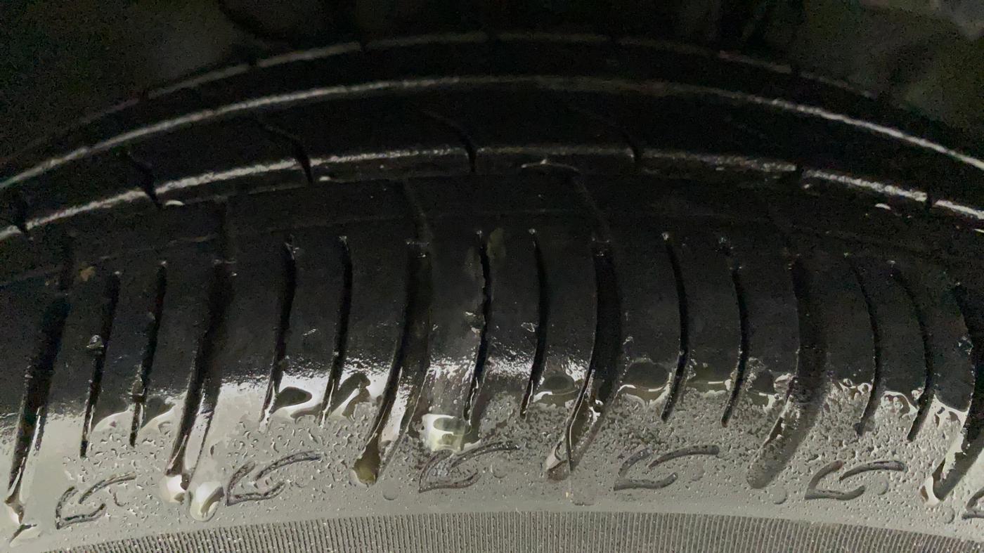 2022 Tata Tiago XZ PLUS CNG, CNG, Manual, 6,889 km, Right Front Tyre Tread