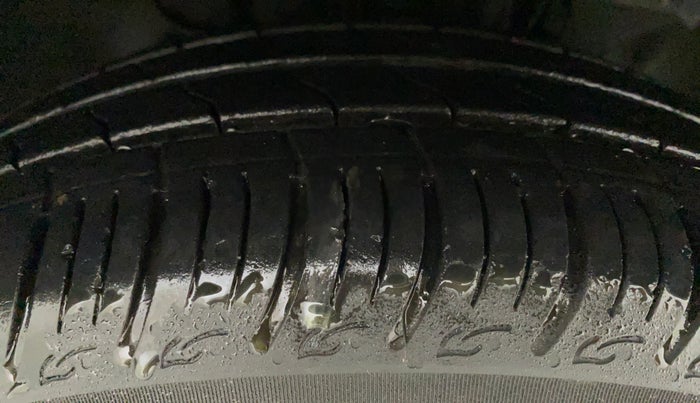 2022 Tata Tiago XZ PLUS CNG, CNG, Manual, 6,889 km, Right Front Tyre Tread