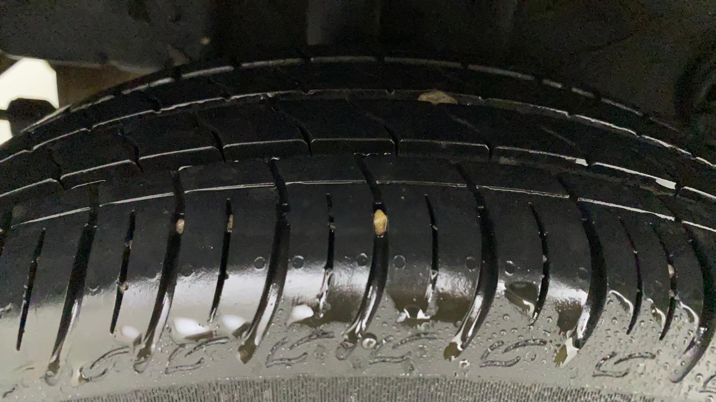 2022 Tata Tiago XZ PLUS CNG, CNG, Manual, 6,889 km, Right Rear Tyre Tread