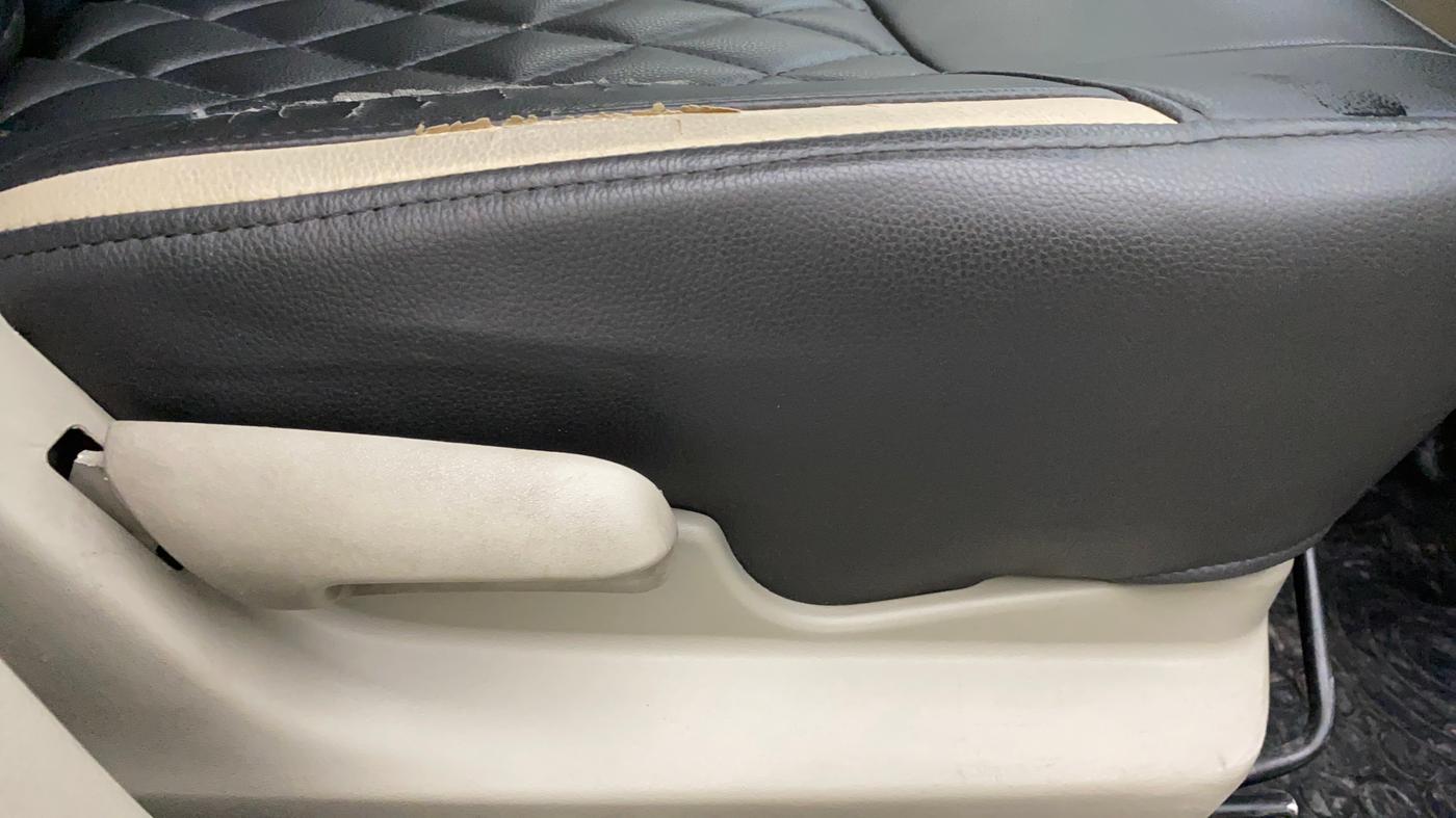 2017 Maruti Celerio VXI (O), Petrol, Manual, 69,699 km, Driver Side Adjustment Panel