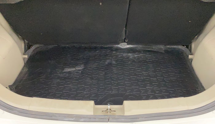 2017 Maruti Celerio VXI (O), Petrol, Manual, 69,699 km, Boot Inside