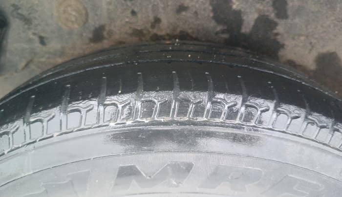 2015 Hyundai i10 MAGNA 1.1, Petrol, Manual, 39,978 km, Right Rear Tyre Tread