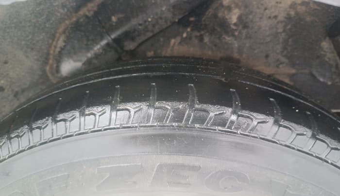2015 Hyundai i10 MAGNA 1.1, Petrol, Manual, 39,978 km, Left Rear Tyre Tread