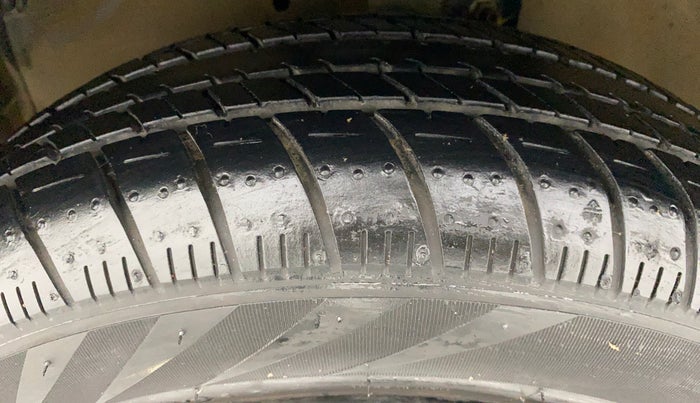 2018 Maruti Celerio X ZXI OPT AMT, Petrol, Automatic, 12,085 km, Left Front Tyre Tread