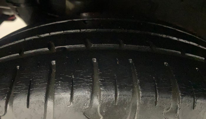 2012 Chevrolet Beat LT DIESEL, Diesel, Manual, 58,126 km, Right Rear Tyre Tread