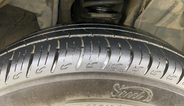 2022 Renault Kiger RXZ MT, Petrol, Manual, 35,730 km, Right Front Tyre Tread