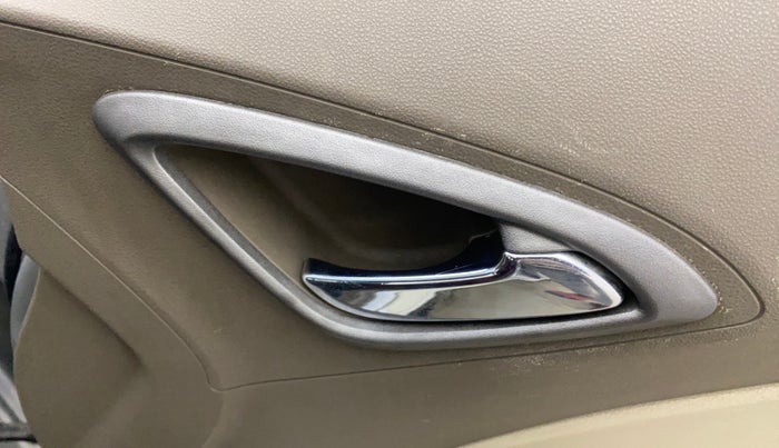 2013 Chevrolet Sail 1.2 LT ABS, Petrol, Manual, 87,619 km, Driver Side Door Panels Control