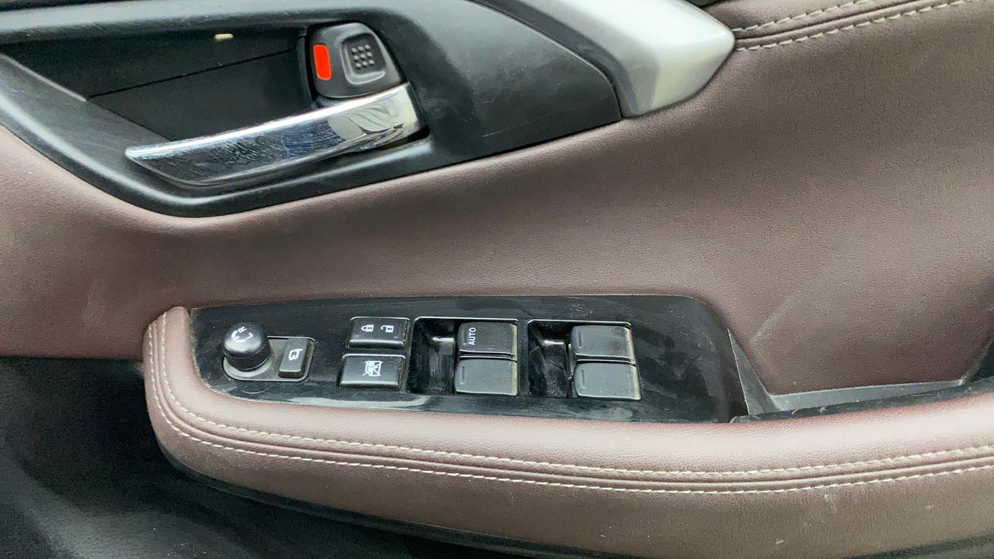 2023 Maruti Grand Vitara ZETA SMART HYBRID, Petrol, Manual, 34,446 km, Driver Side Door Panels Control