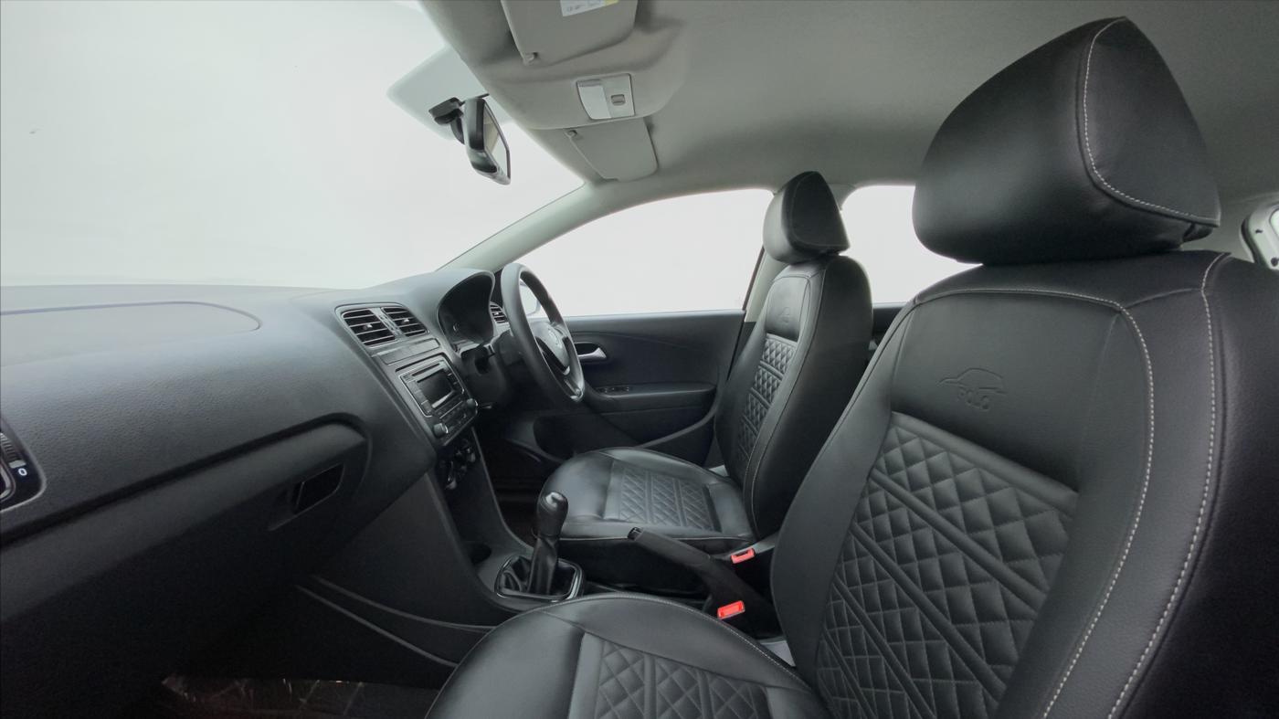2017 Volkswagen Polo COMFORTLINE 1.2L PETROL, Petrol, Manual, 29,257 km, Right Side Front Door Cabin