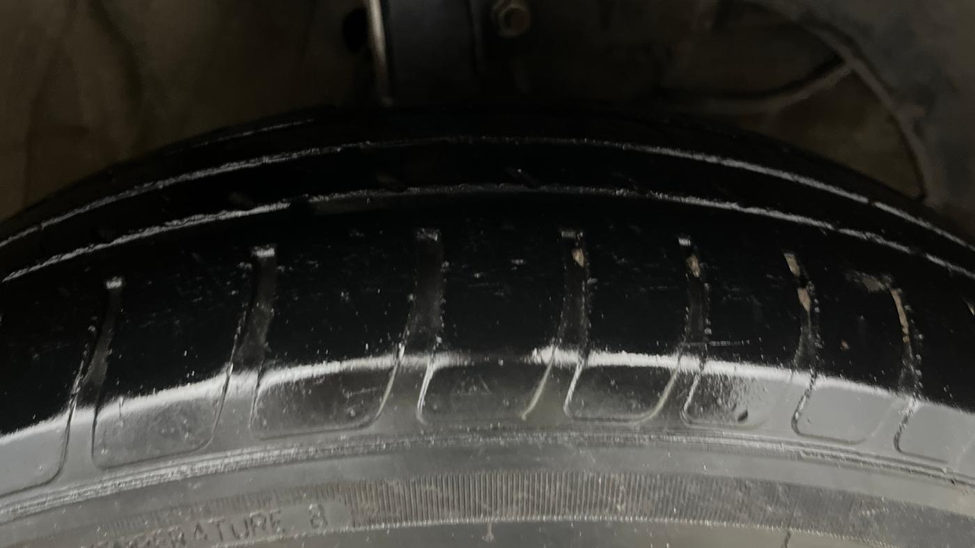 2021 Maruti Dzire VXI AMT, Petrol, Automatic, 49,452 km, Right Front Tyre Tread