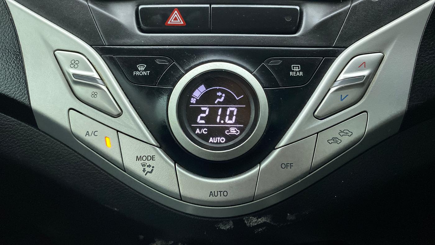 2017 Maruti Baleno ALPHA PETROL 1.2, Petrol, Manual, 34,640 km, Automatic Climate Control