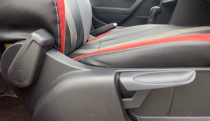 2018 Skoda Rapid STYLE 1.6 MPI AT, Petrol, Automatic, 81,185 km, Driver Side Adjustment Panel