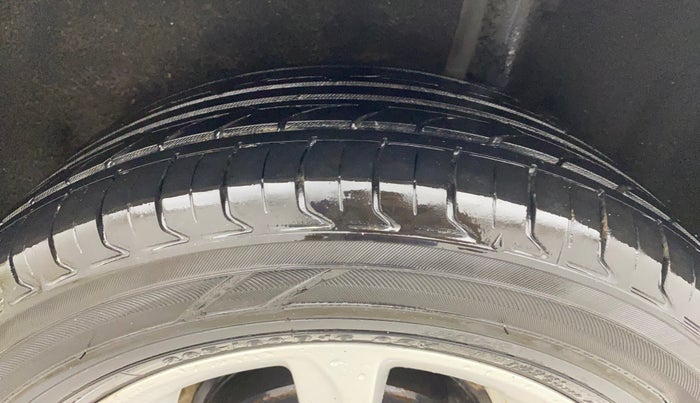 2019 Ford Ecosport TITANIUM 1.5L DIESEL, Diesel, Manual, 1,05,054 km, Left Rear Tyre Tread