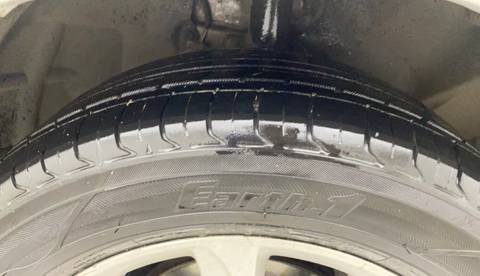 2019 Ford Ecosport TITANIUM 1.5L DIESEL, Diesel, Manual, 1,05,054 km, Right Front Tyre Tread