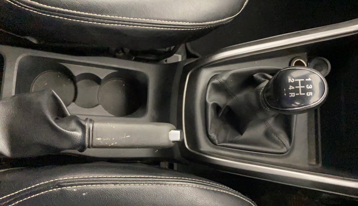 2019 Ford Ecosport TITANIUM 1.5L DIESEL, Diesel, Manual, 1,05,054 km, Gear Lever
