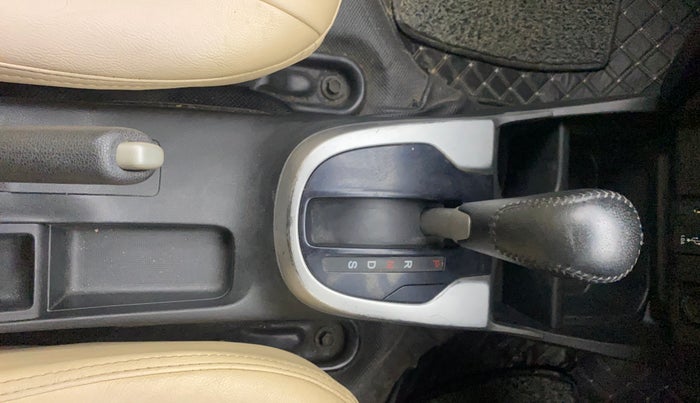 2019 Honda Jazz 1.2L I-VTEC VX CVT, Petrol, Automatic, 98,220 km, Gear Lever