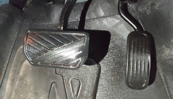 2023 Toyota URBAN CRUISER HYRYDER V HYBRID, Hybrid, Automatic, 89,766 km, Pedals