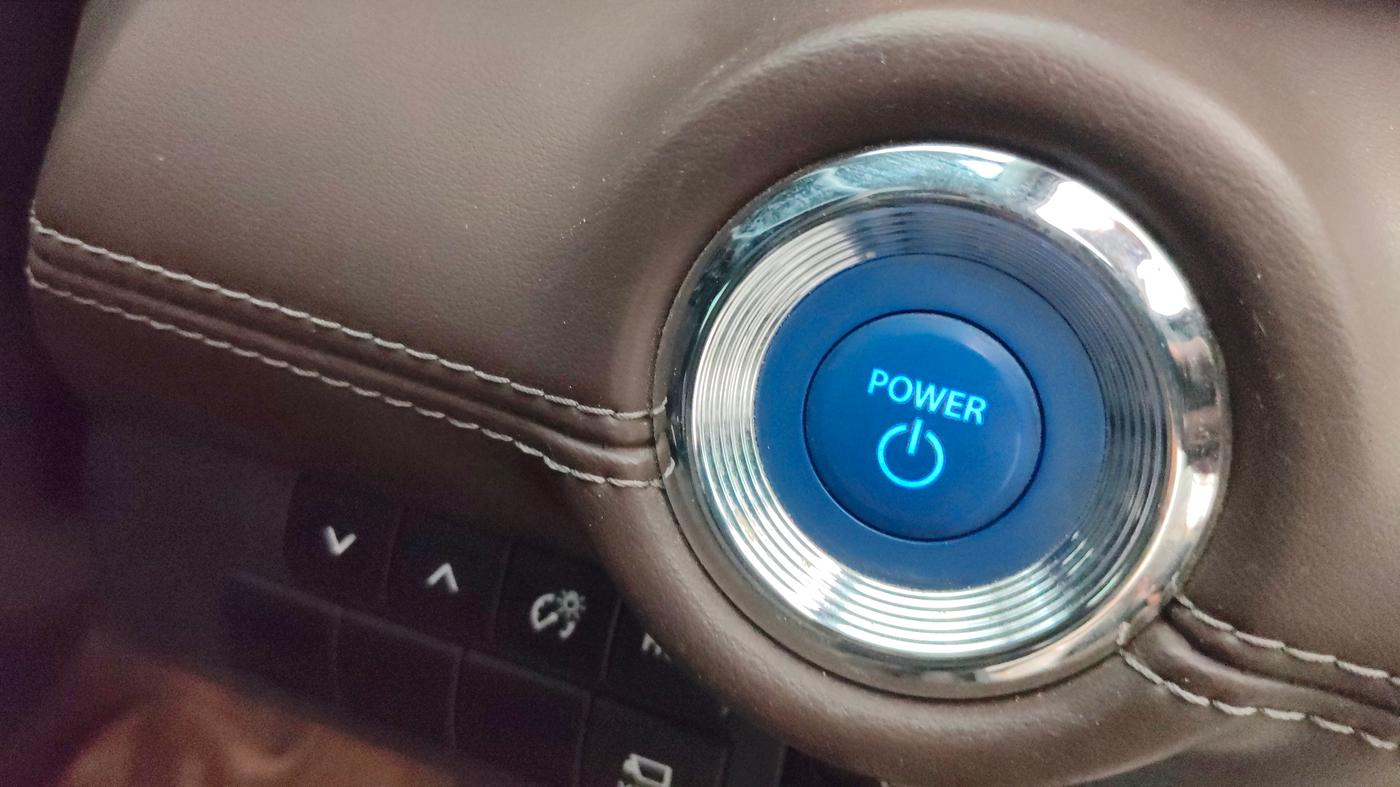 2023 Toyota URBAN CRUISER HYRYDER V HYBRID, Hybrid, Automatic, 89,766 km, Keyless Start/ Stop Button