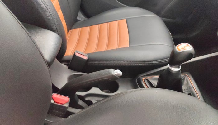 2017 Hyundai i20 Active 1.2 SX, Petrol, Manual, 59,486 km, Gear Lever