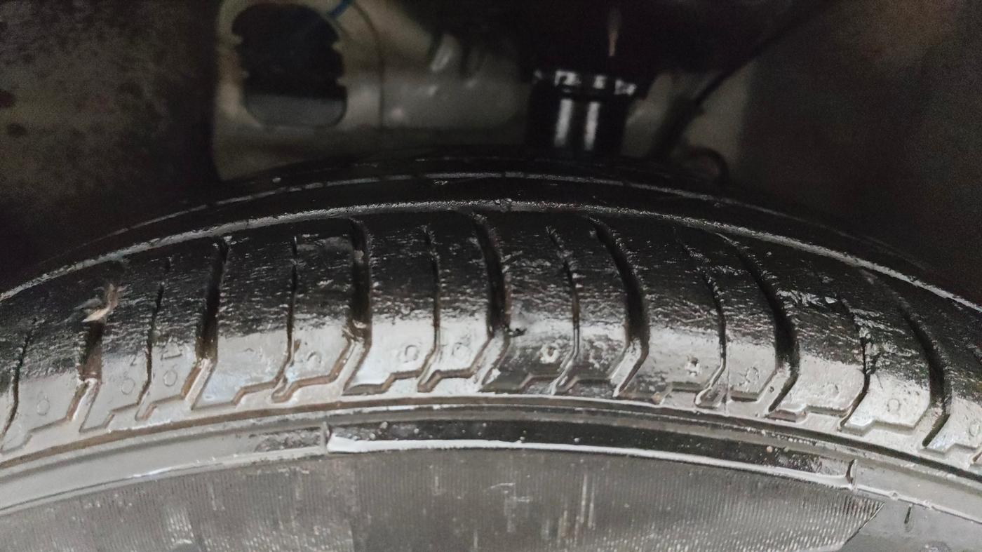 2017 Hyundai i20 Active 1.2 SX, Petrol, Manual, 59,486 km, Left Front Tyre Tread