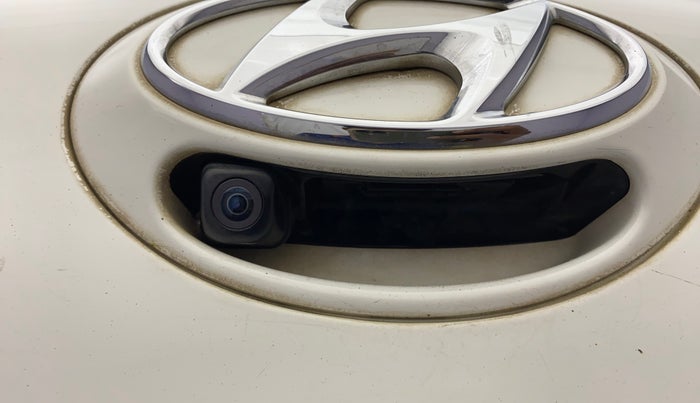 2017 Hyundai Grand i10 SPORTZ (O) 1.2 KAPPA VTVT, Petrol, Manual, 65,818 km, Parking Camera