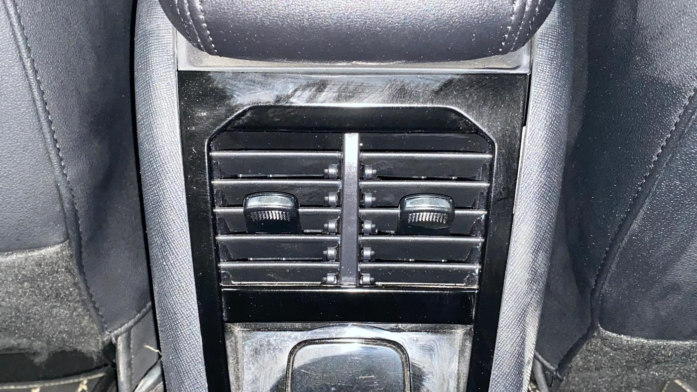 2022 Tata NEXON XZA PLUS (PREMIUM) KAZIRANGA PETROL, Petrol, Automatic, 17,436 km, Rear AC Vents