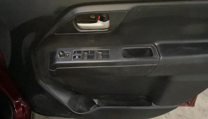 2022 Maruti New Wagon-R ZXI PLUS 1.2 AMT DUAL TONE, Petrol, Automatic, 46,396 km, Driver Side Door Panels Control