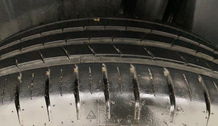 2022 Maruti Baleno ZETA PETROL 1.2, Petrol, Manual, 4,121 km, Left Rear Tyre Tread