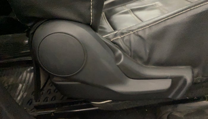 2018 Maruti Baleno DELTA PETROL 1.2, Petrol, Manual, 32,673 km, Driver Side Adjustment Panel