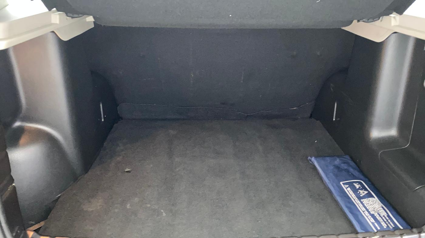 2019 Renault Duster 85 PS RXS MT DIESEL, Diesel, Manual, 88,828 km, Boot Inside