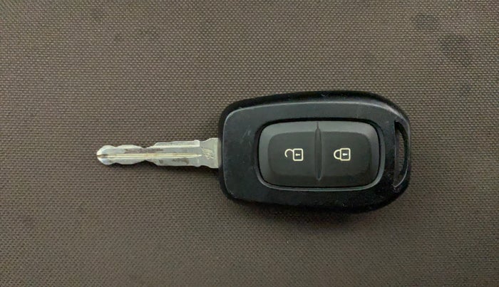 2019 Renault Duster 85 PS RXS MT DIESEL, Diesel, Manual, 88,806 km, Key Close Up