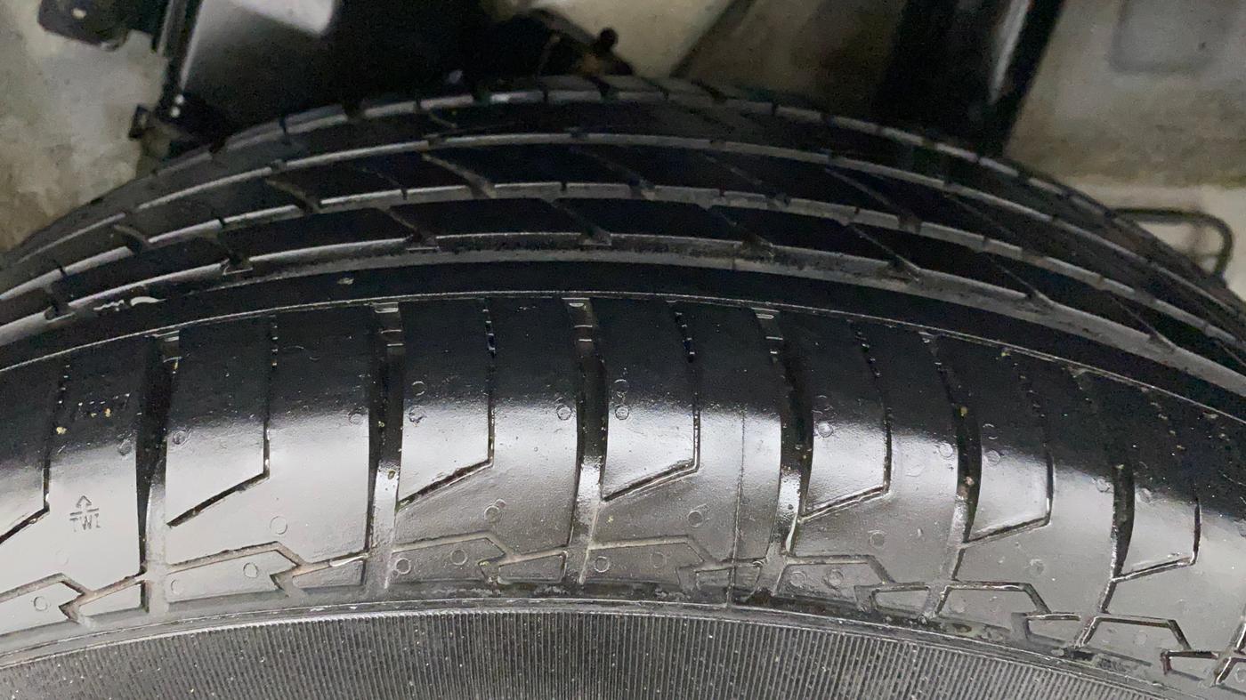 2019 Hyundai VENUE SX 1.0 TURBO, Petrol, Manual, 99,901 km, Left Rear Tyre Tread