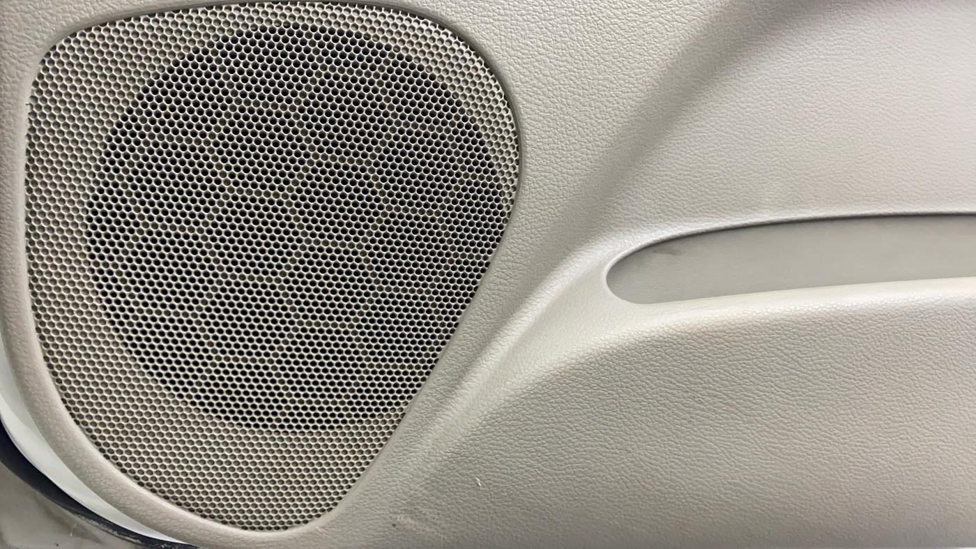 2015 Maruti Celerio ZXI AMT, Petrol, Automatic, 70,600 km, Speaker