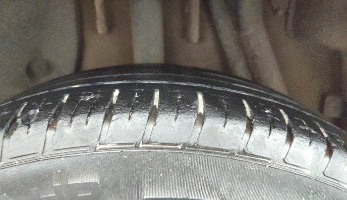 2021 Renault Duster RXZ 1.3 TURBO PETROL CVT, Petrol, Automatic, 55,498 km, Right Rear Tyre Tread