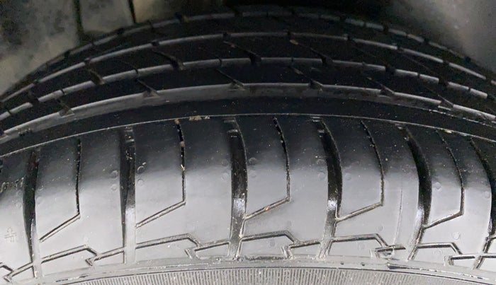 2021 Maruti S Cross ZETA 1.5, Petrol, Manual, 16,158 km, Right Rear Tyre Tread