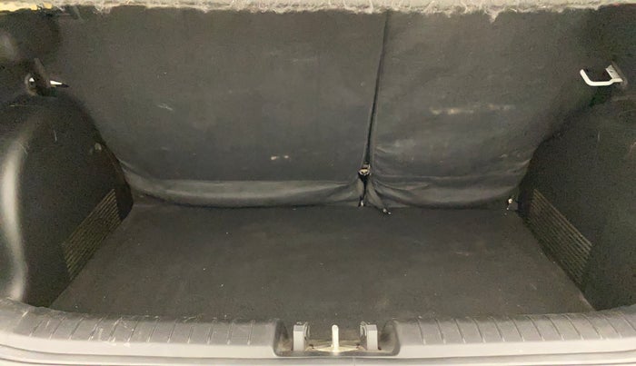 2023 Hyundai VENUE S 1.2, Petrol, Manual, 18,116 km, Boot Inside