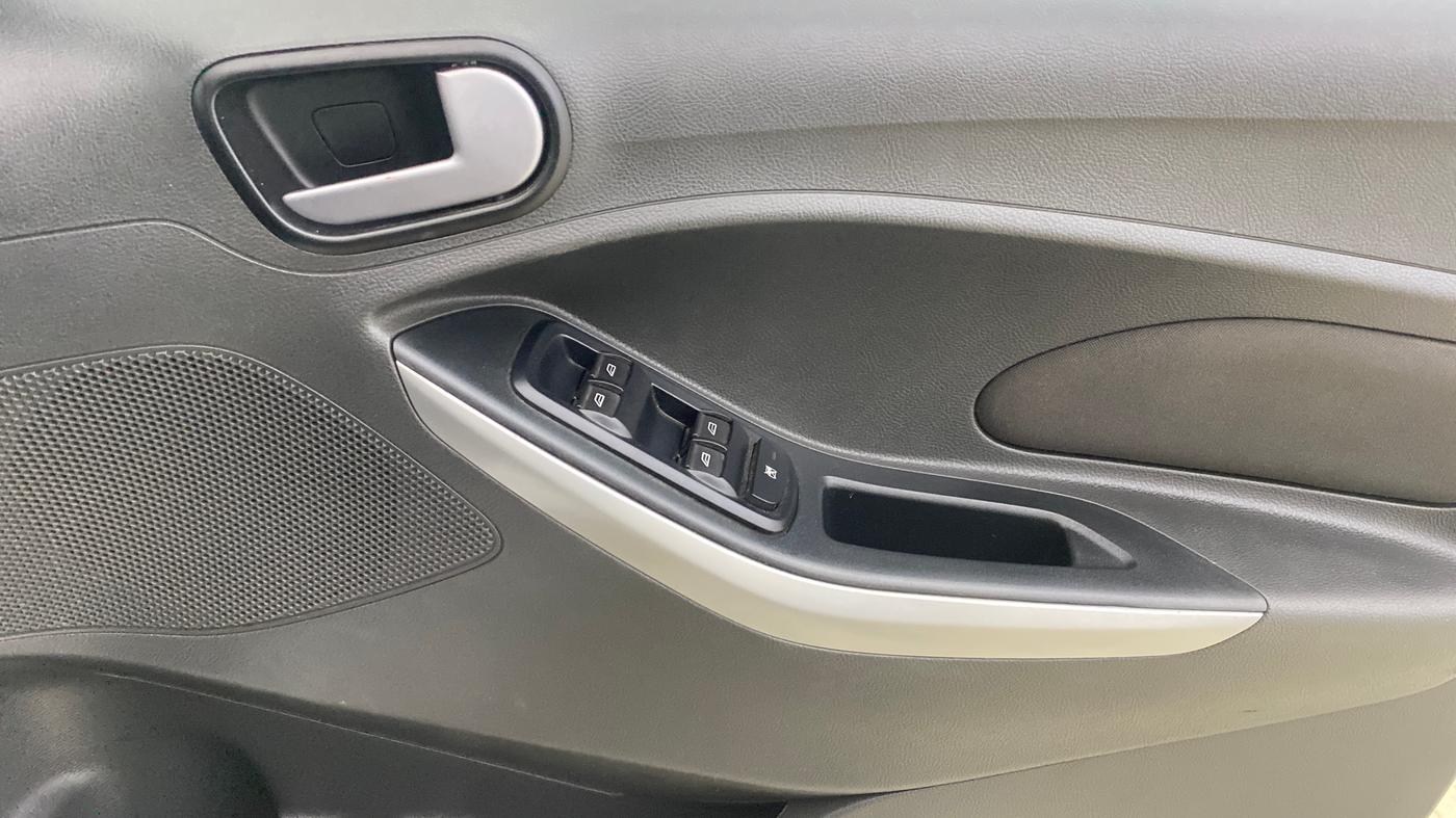 2018 Ford FREESTYLE TREND 1.5 DIESEL, Diesel, Manual, 56,726 km, Driver Side Door Panels Control