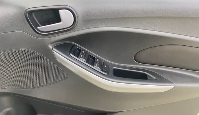 2018 Ford FREESTYLE TREND 1.5 DIESEL, Diesel, Manual, 56,726 km, Driver Side Door Panels Control