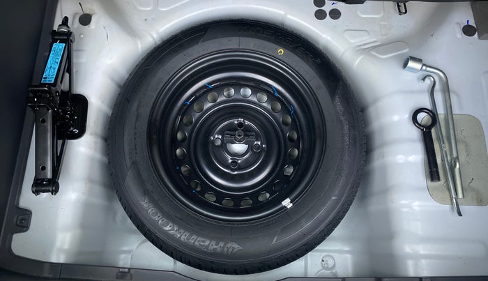 2020 Hyundai GRAND I10 NIOS SPORTZ PETROL, Petrol, Manual, 12,399 km, Spare Tyre