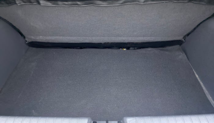 2020 Hyundai GRAND I10 NIOS SPORTZ PETROL, Petrol, Manual, 12,399 km, Boot Inside