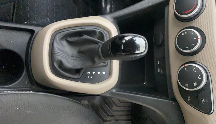 2015 Hyundai Grand i10 ASTA AT 1.2 KAPPA VTVT, Petrol, Automatic, 45,488 km, Gear Lever