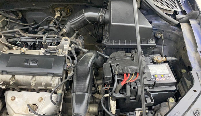 2015 Volkswagen Polo HIGHLINE1.2L, Petrol, Manual, 87,719 km, Engine View - Left