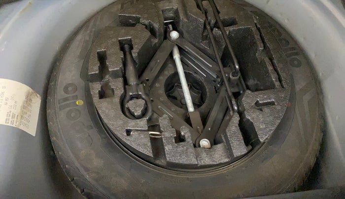 2015 Volkswagen Polo HIGHLINE1.2L, Petrol, Manual, 87,719 km, Spare Tyre