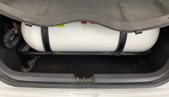 2021 Hyundai GRAND I10 NIOS SPORTZ 1.2 KAPPA VTVT CNG, CNG, Manual, 98,327 km, Boot Inside